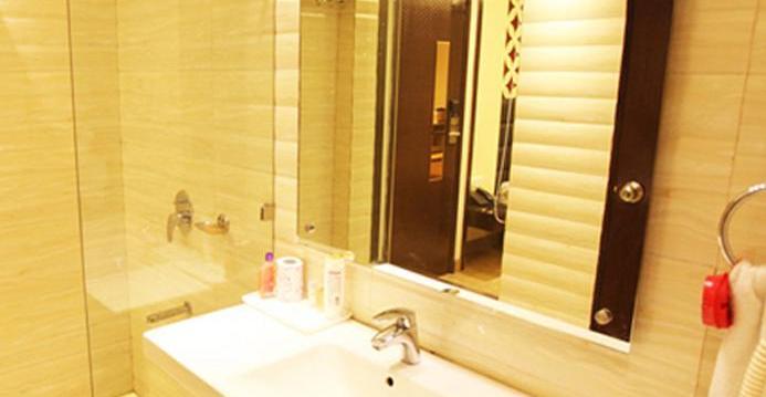 Fabhotel Red Leaf Mall Road Mussoorie Exterior photo