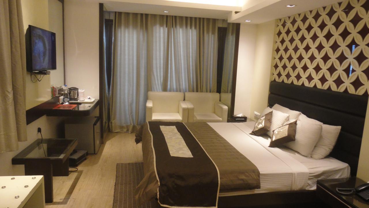 Fabhotel Red Leaf Mall Road Mussoorie Exterior photo