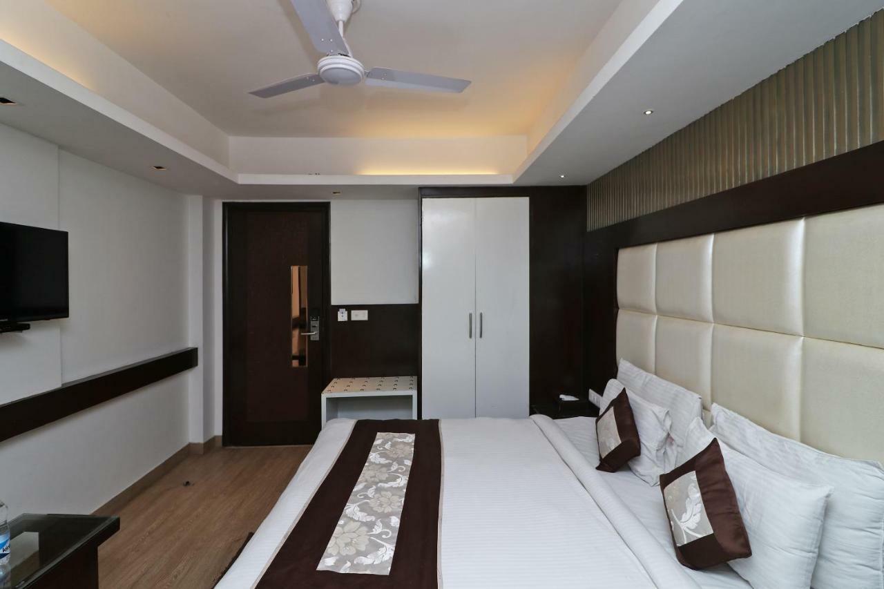 Fabhotel Red Leaf Mall Road Mussoorie Exterior photo