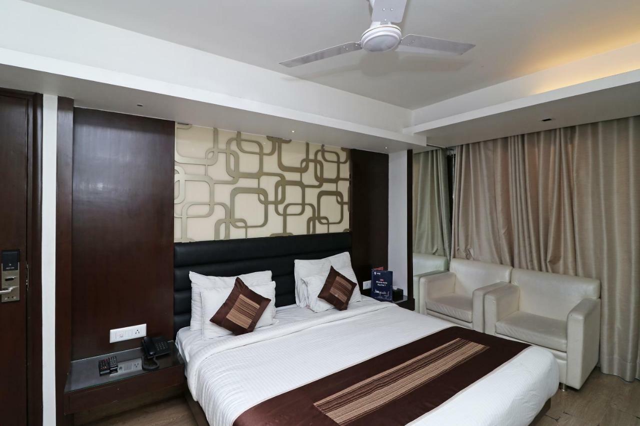 Fabhotel Red Leaf Mall Road Mussoorie Exterior photo